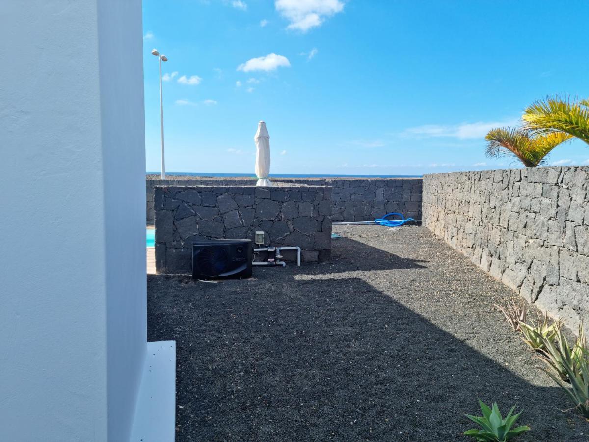 Villa Ana Playa Blanca  Exterior photo