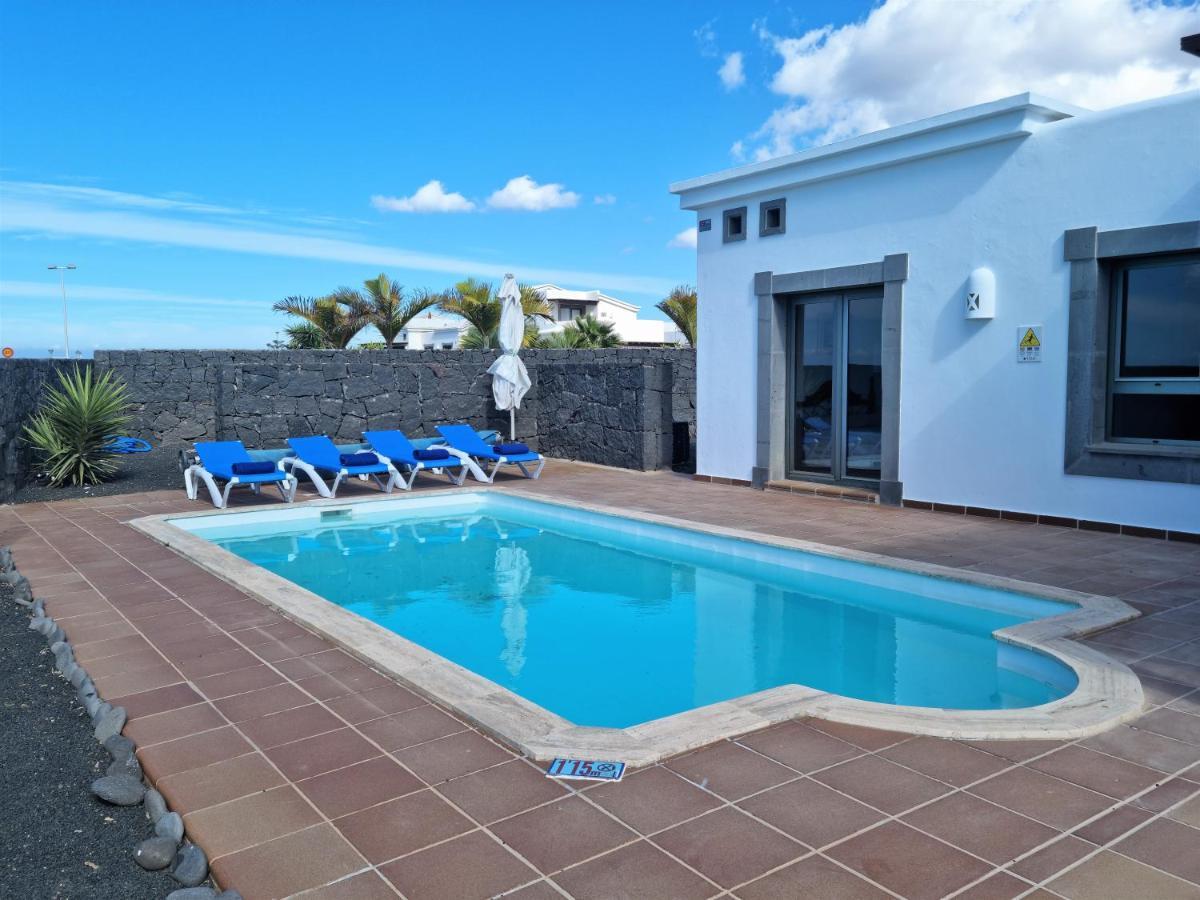 Villa Ana Playa Blanca  Exterior photo